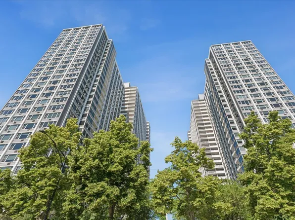 4250 N Marine Dr APT 531, Chicago, IL 60613