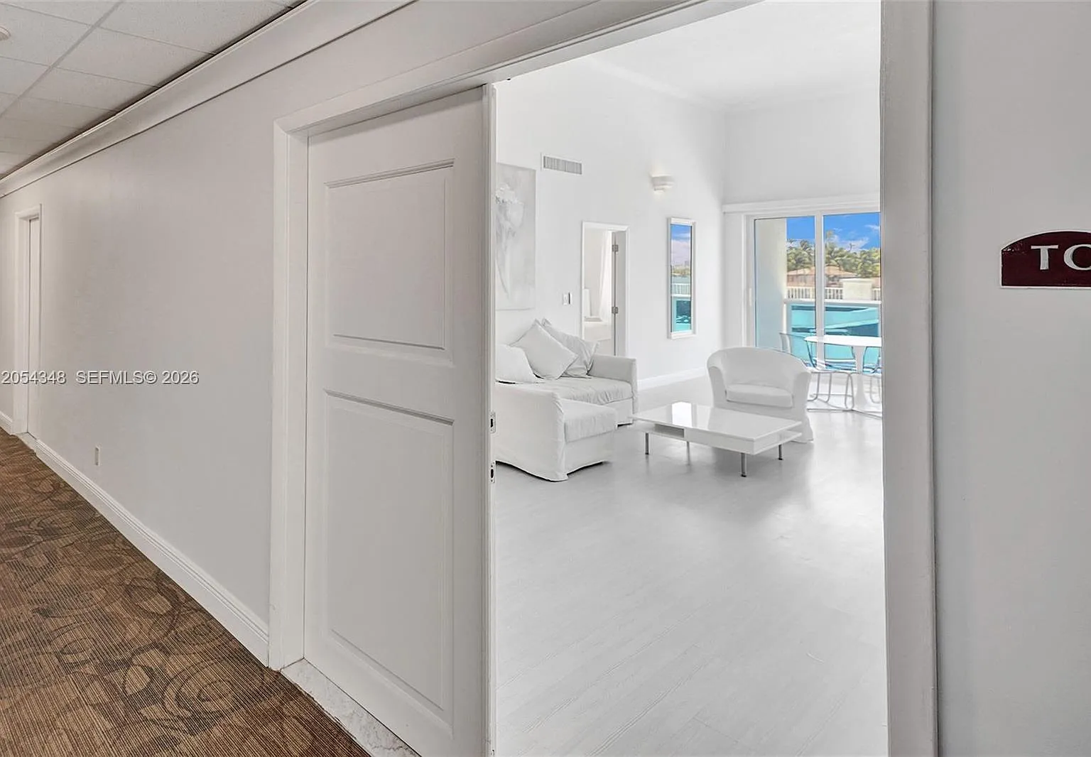 Aquasol Condo — Photo 2
