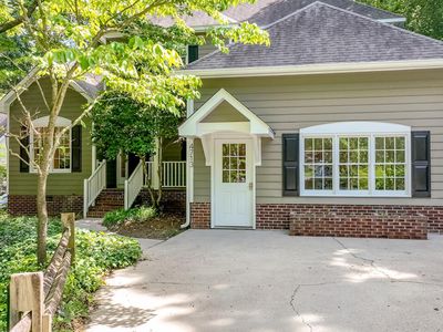 4713 Little Falls Dr, Raleigh, NC, 27609