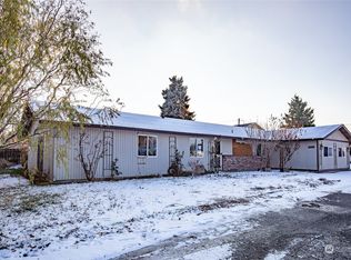 1518 S 24th Ave, Yakima, WA 98902