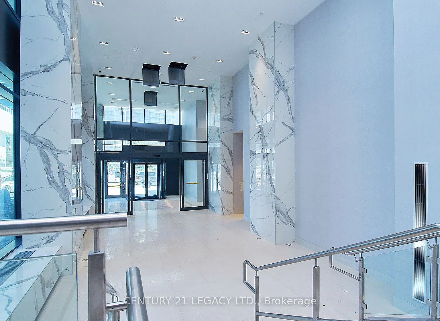 3 bed, $3,200 — Photo 2
