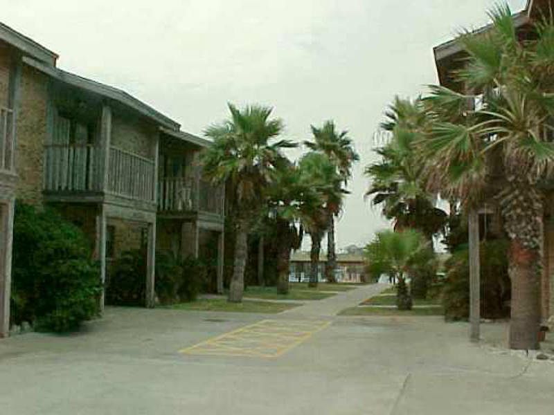 1st image of 15217 Leeward Dr #2-A
