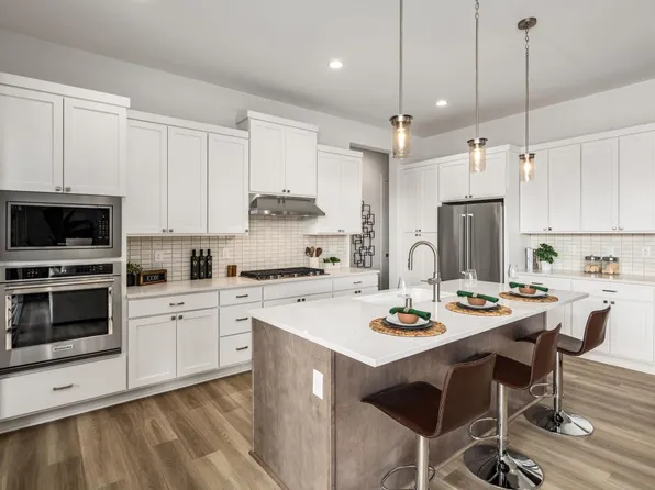 23542 SE Logan St, Black Diamond, WA 98010