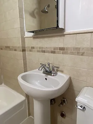 Rented by Beekman Street Realty | media 10