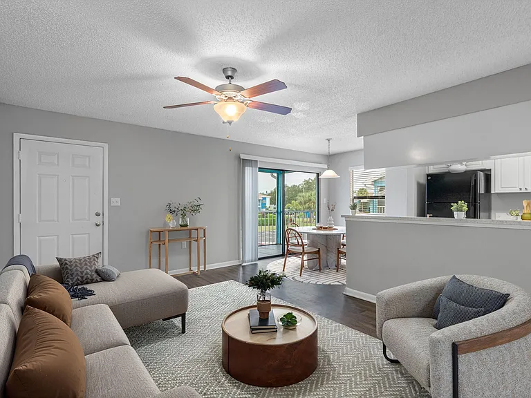 One Bedroom - 1 Bed / 1 Bath - 750 Sq.Ft.