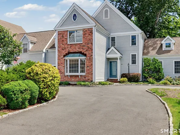 99 Forest Street #99, New Canaan, CT 06840