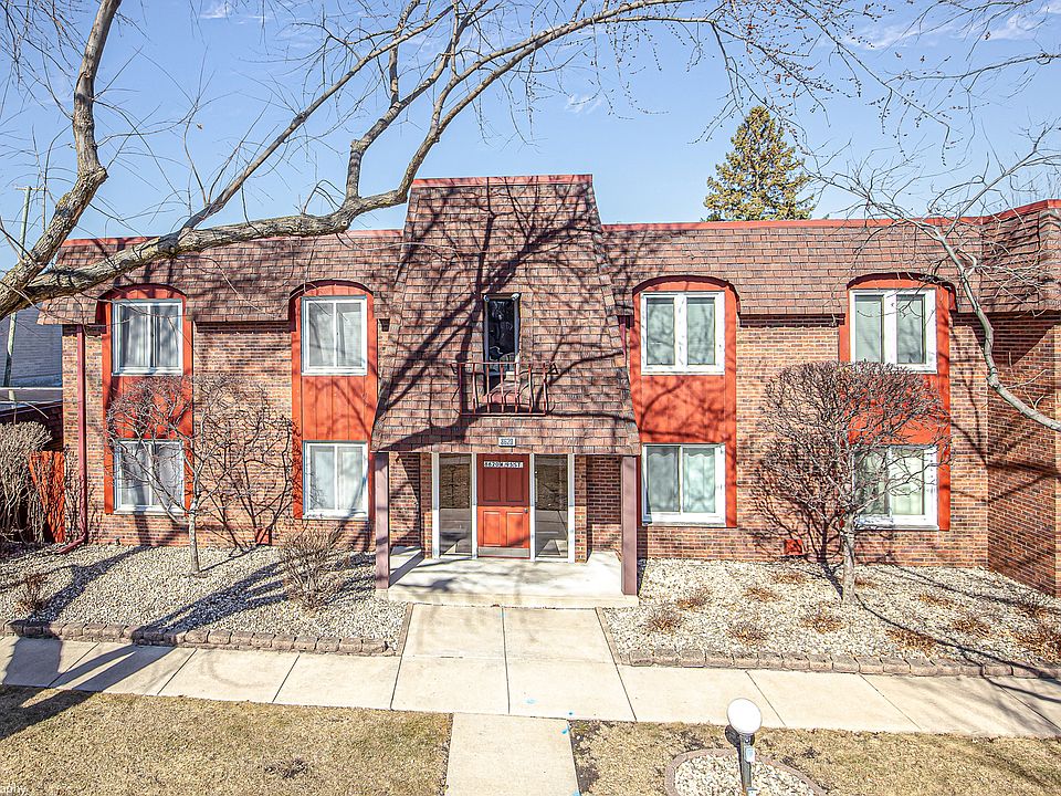 1st image of 8620 W 95th St APT 1A2