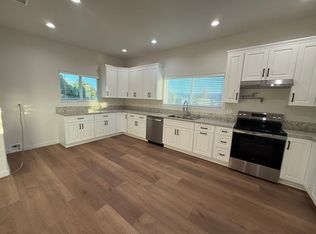 10966 Fillbrook Dr, Lakeside, CA 92040