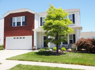 647 Heartland Dr, Greenwood, IN