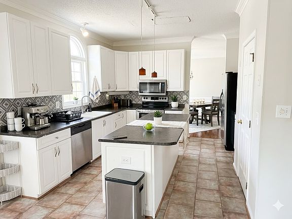 5th image of 1819 Millhouse Ct