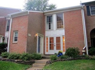 6619 Midhill Pl, Falls Church, VA 22043