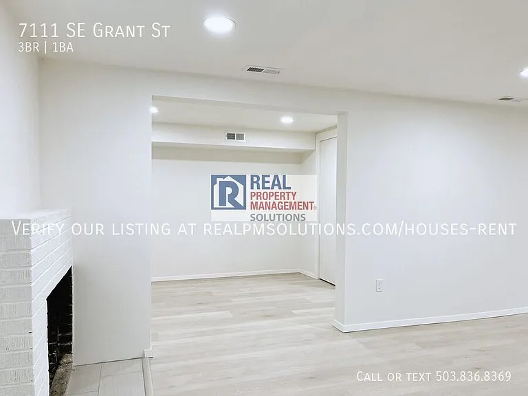 7111 SE Grant St — Photo 38