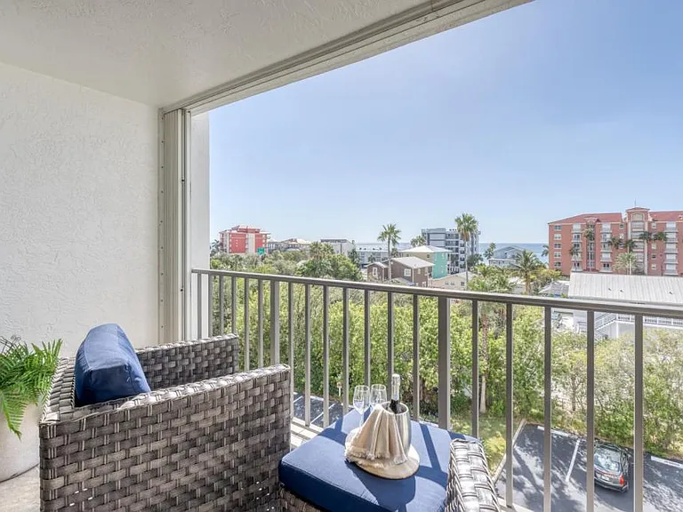 19111 Vista Bay Dr #510 — Photo 27