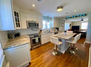 3 Daniel St, Newport, RI 02840