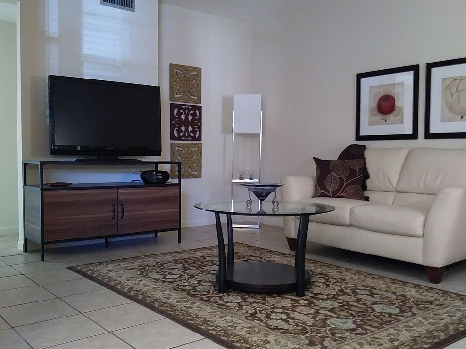 1st image of 2437 NE 6th St APT 23