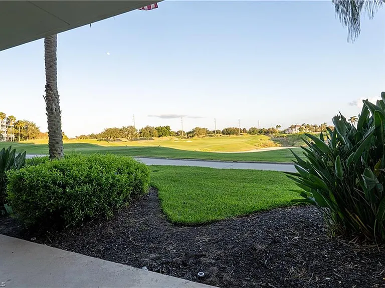 1362 Centre Court Ridge Dr #101 — Photo 22