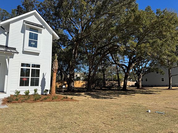 2nd image of 2210 Norwood Oaks Dr