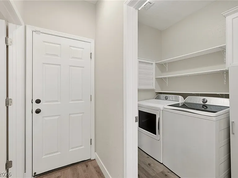 6840 Sumatra St — Photo 17