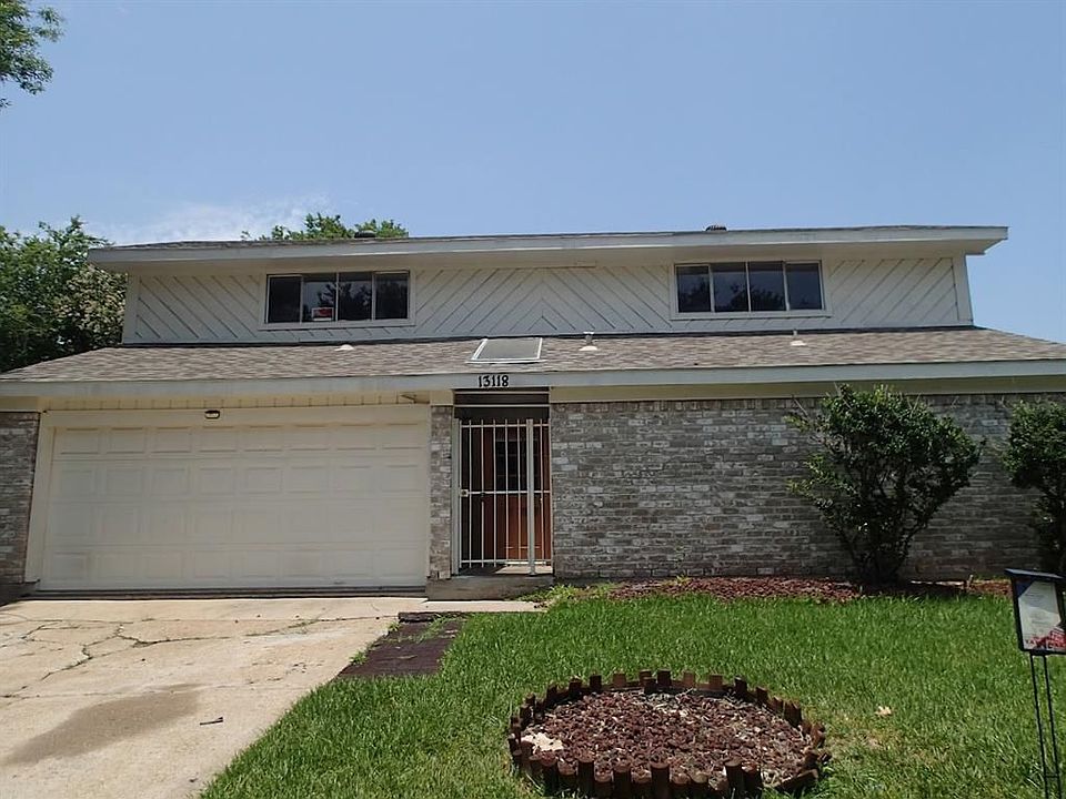 1st image of 13118 Creekview Park Dr