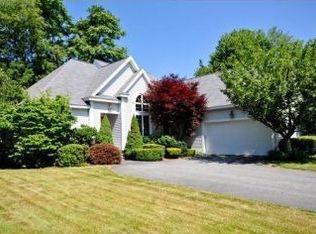18 Laurel St, Lowell, MA 01852