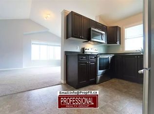 9404 212th St NW #1A, Edmonton, AB T5T4E6