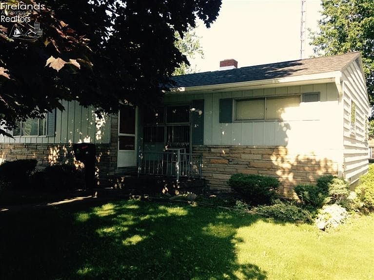 2nd image of 41 Parsons St