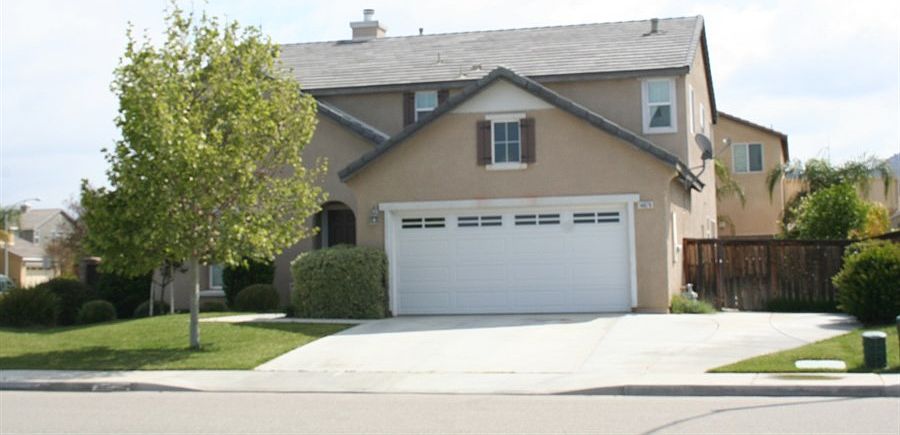 1st image of 14878 Evergreen St