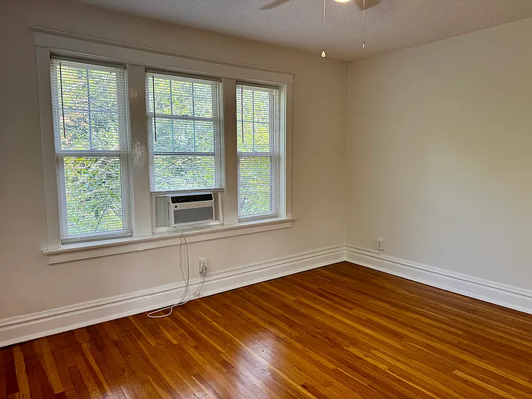 2419 Sutton Blvd #3N — Photo 18