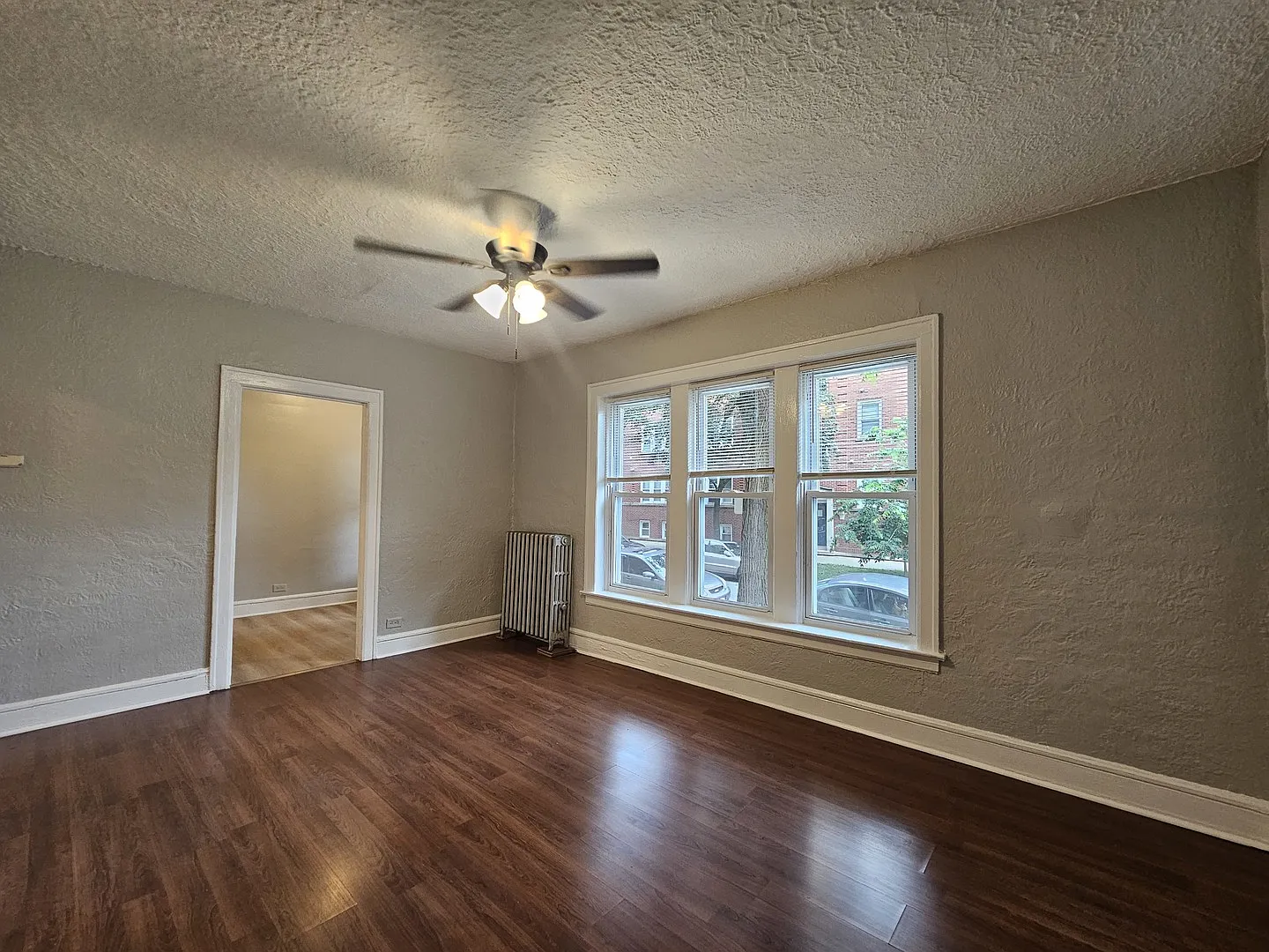 Studio, 500 sqft, $1,300 — Photo 2