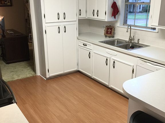 5th image of 1404 Spanish Moss Dr