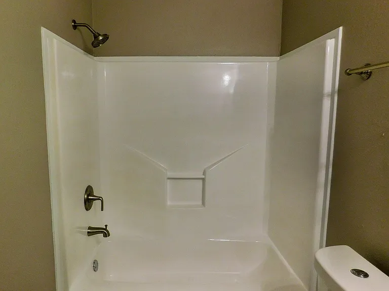 152 Varsity Dr — Photo 14