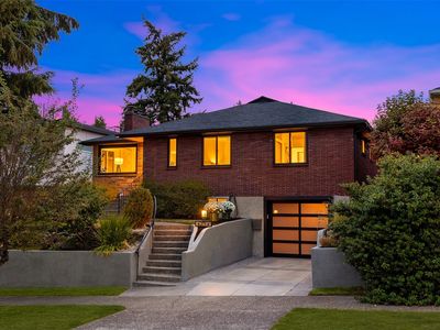6714 36th Avenue SW, Seattle, WA, 98126
