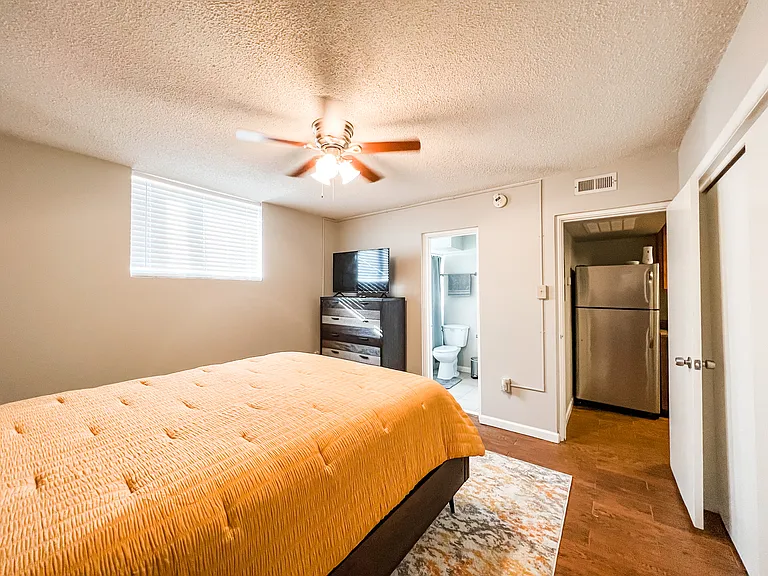 2990 Rhodes Cir S #203 — Photo 9