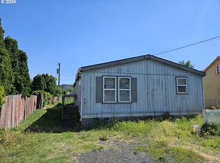 828 Hostetler St W, The Dalles, OR