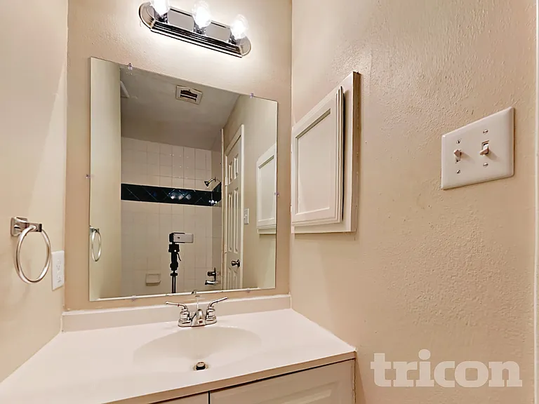 3446 Edgecreek Dr — Photo 9