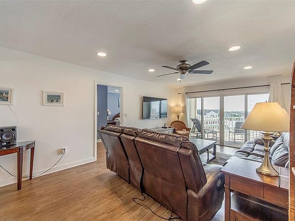 5th image of 12901 GULF LANE #503