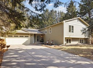 1279 Tamberwood Trl, Woodbury, MN 55125