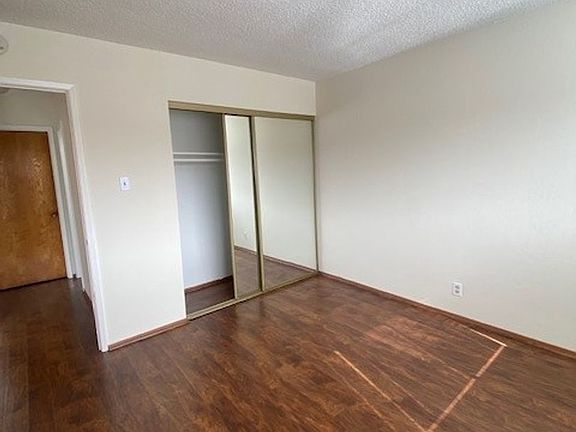 4th image of 426 22nd Ave APT 6