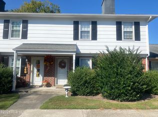 13 Scott Street, Greenville, NC 27858