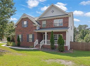 1710 Eastbrooke Pl, Suwanee, GA 30024