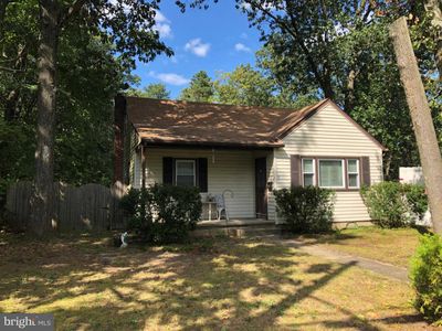 21 W 8th Ave, Pine Hill, NJ, 08021