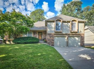 10036 Connell Dr, Overland Park, KS 66212