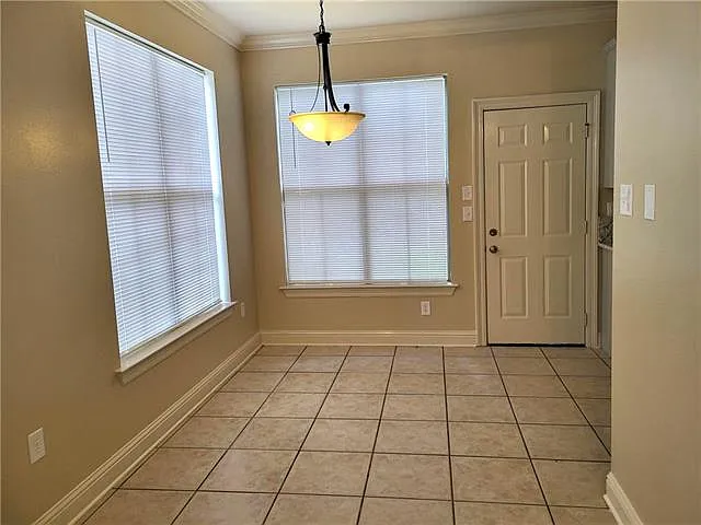 3 bed, 3.0 bath, 1600 sqft, $1,800 — Photo 4