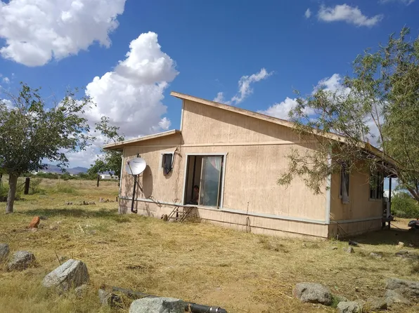 3785 N Mobile Rd, Golden Valley, AZ 86413