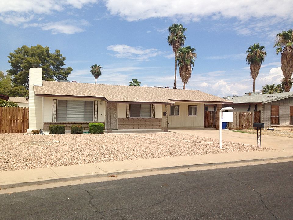 1st image of 1512 E Florian Ave