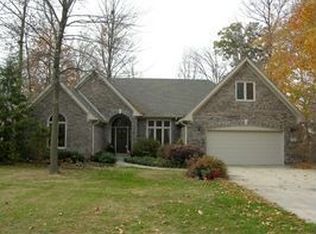 640 S Sawmill Rd, Whiteland, IN 46184