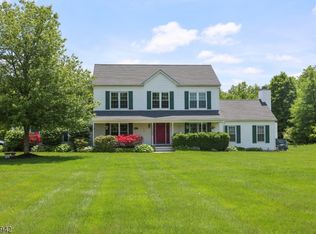 160 Lower Oak Grove Rd, Frenchtown, NJ 08825