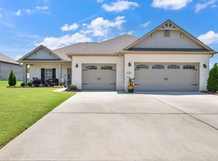 1707 Meadowbrook Ln SE, Cullman, AL 35055