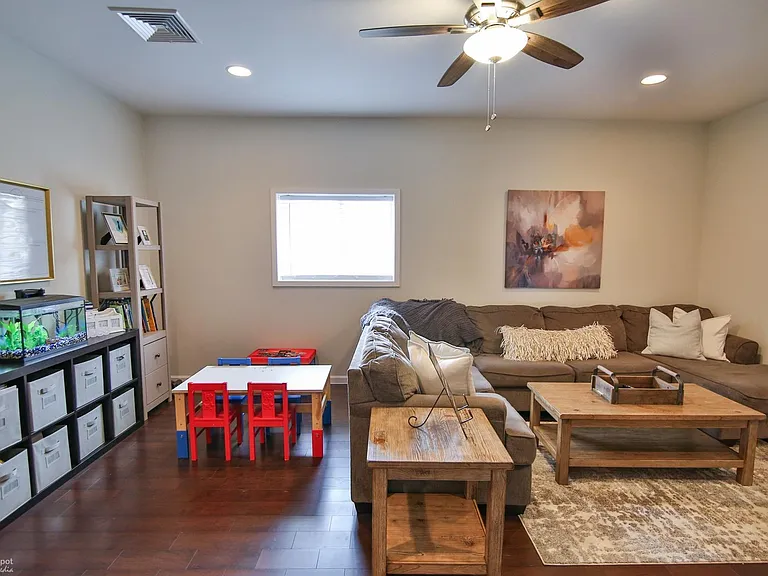 416 N 5th St #2 — Photo 16