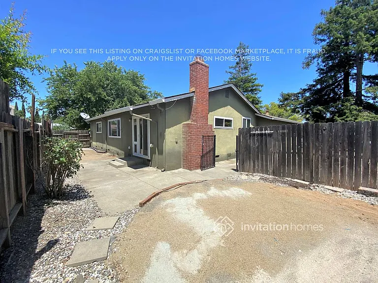 279 Coronado Ct — Photo 16